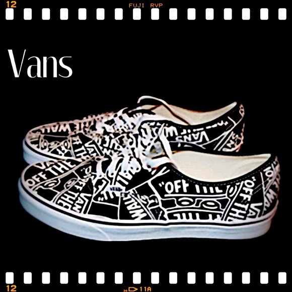 Vans Off The Wall Sneakers, Black White Words Script, Size 7.5 Women’s - Picture 7 of 8